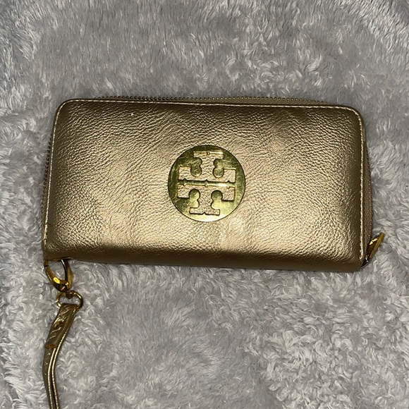 pierre dumas tory burch look alike